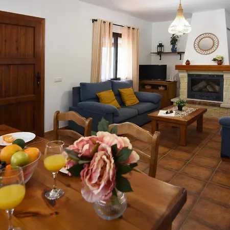 Mit Privatpool Fuer 4 Personen Ca 90 Qm In Frigiliana, Andalusien Costa Del Sol בית נופש נרחה